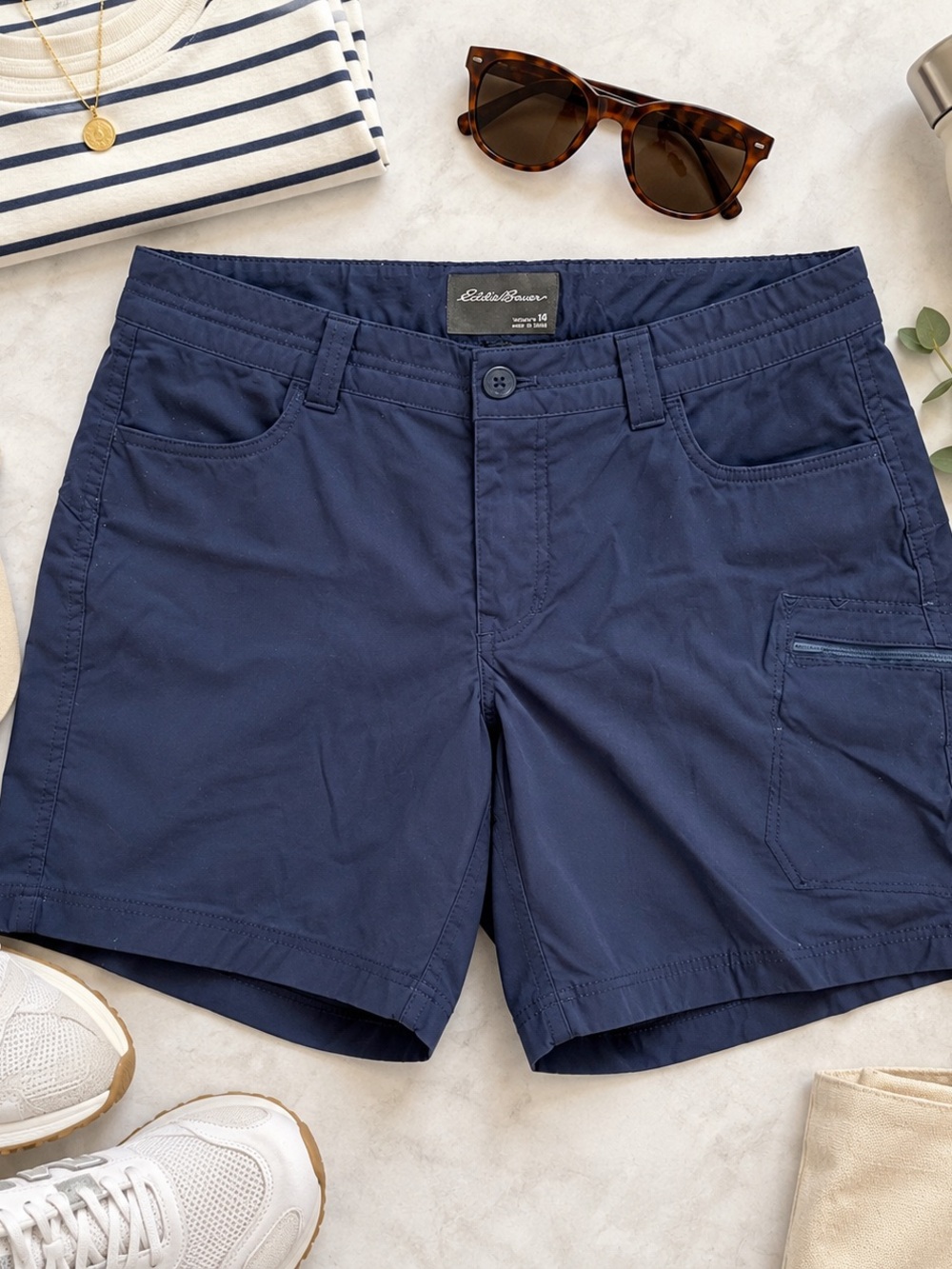 Eddie Bauer Navy Blue Adventure/Travel Shorts Size 14